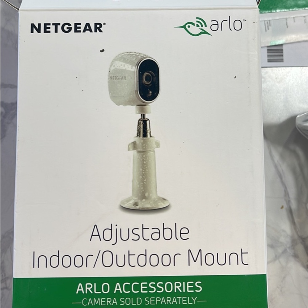 NWT arlo security system mount for camera